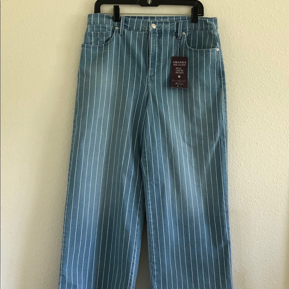 Amanda wise leg crop pants